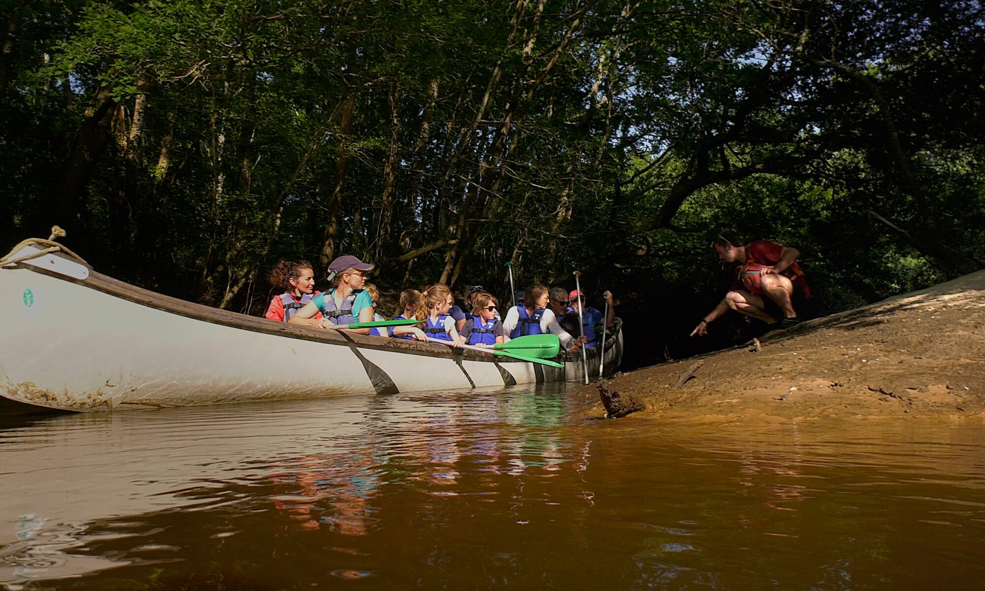 Balade guidée en canoë collectif sur la Leyre • Sports nautiques
