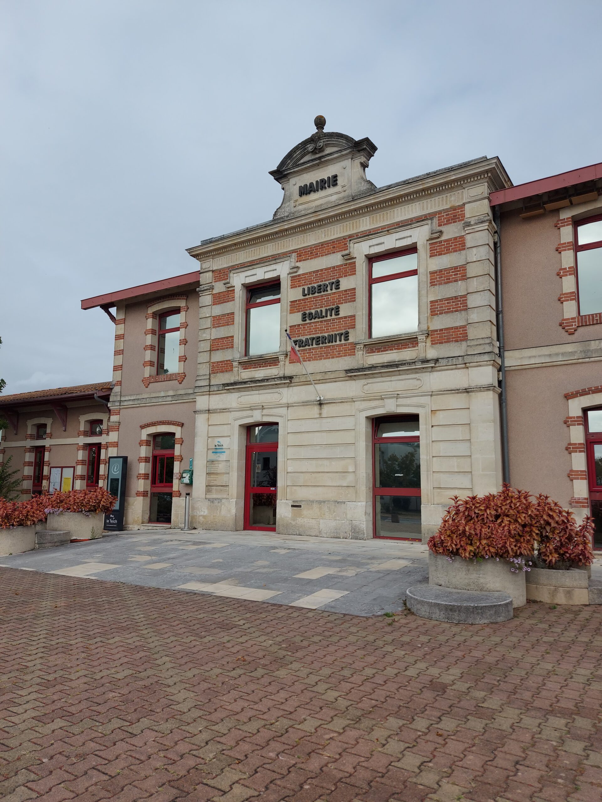 Rallye-Quiz ludique au Teich - Prêts pour découvrir l'histoire du Teich en s'amusant ? Viens te challenger avec tes amis et ta famille sur avec le Rally-Quiz !